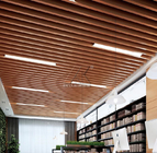 材木のクラッディングの線形バッフルのアルミ合金のプロフィールの木製のタイルの天井